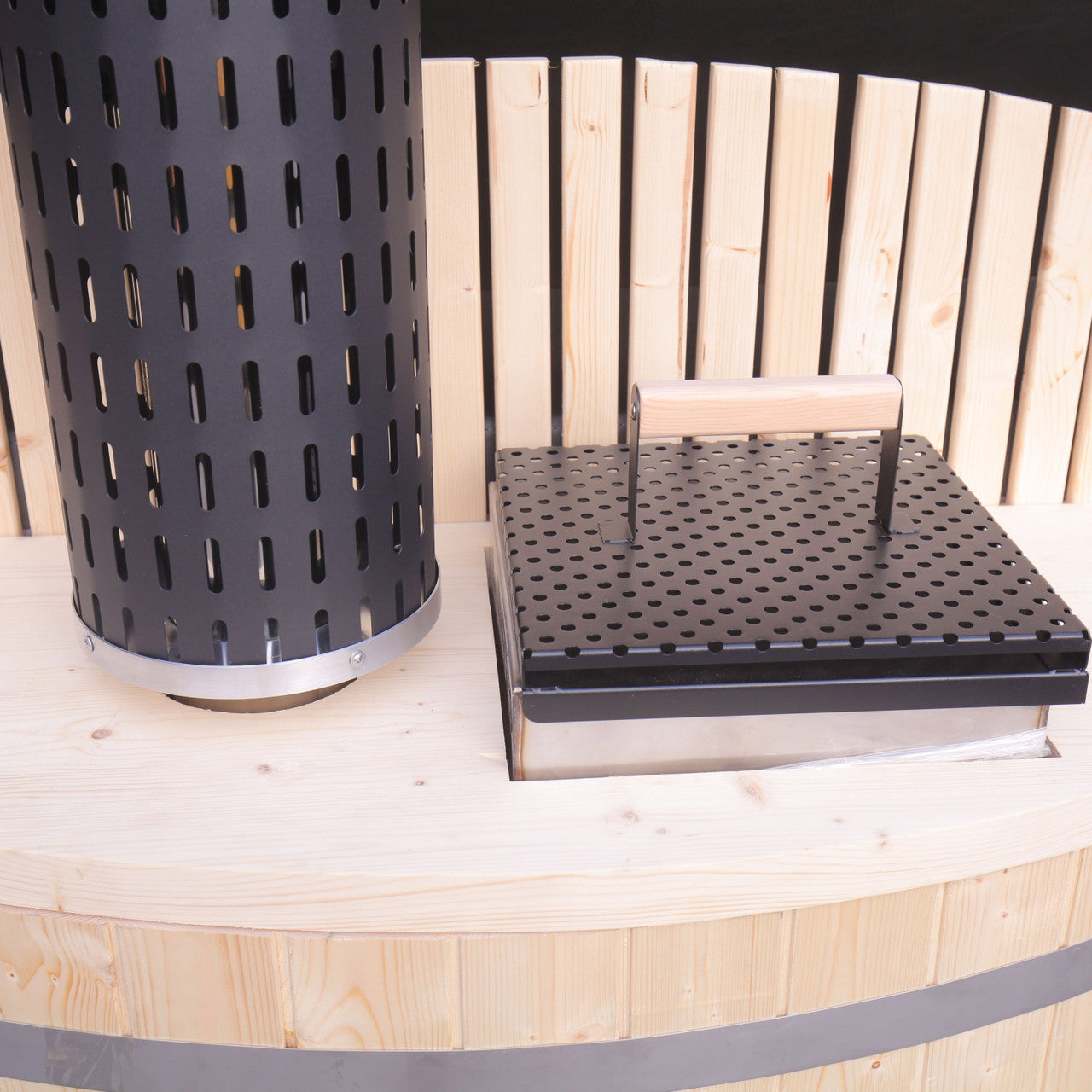 ALEKO Round Pine Wood-Fired Hot Tub & Cold Plunge Tub with Internal Stove